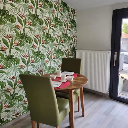 La Maison Des Roses 3*