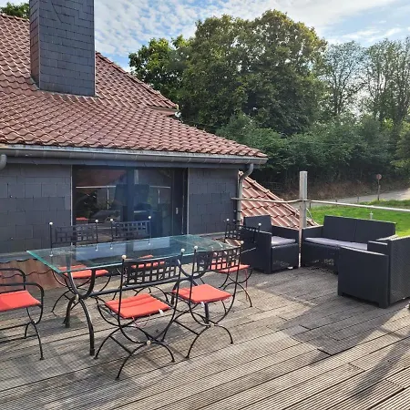 La Maison Des Roses 3*